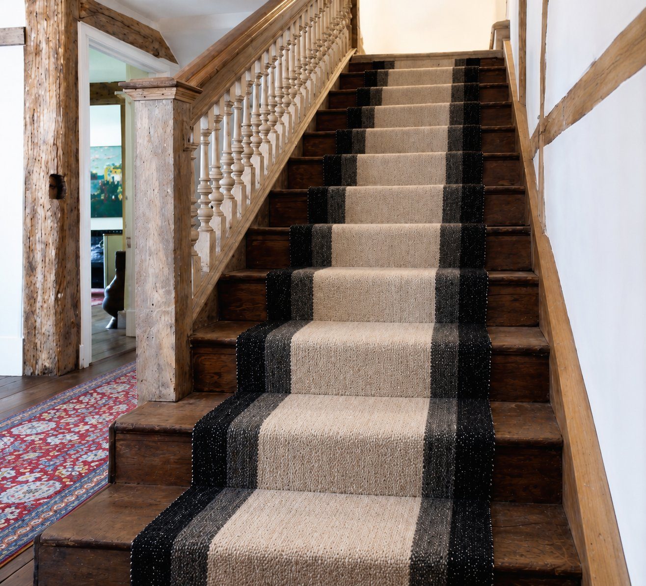 Cream & black, wide border stripe
